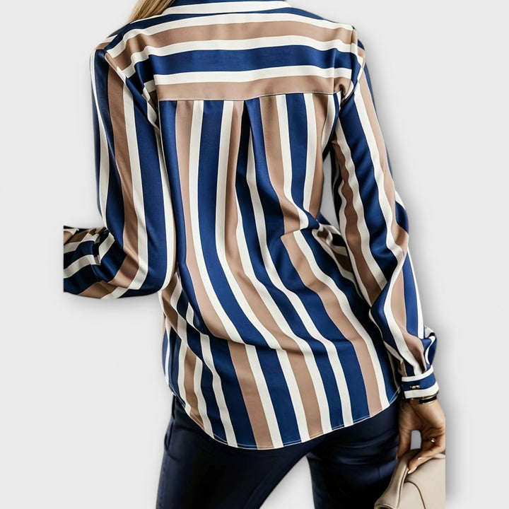 Emily - Stilig og subtilt stripete bluse